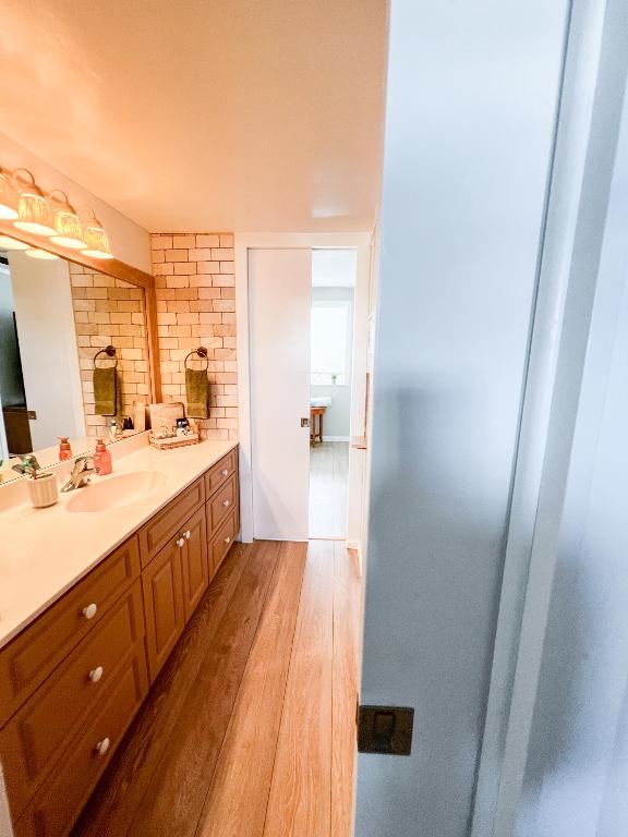 LAKE CLARKE GARDENS CONDO 16 - Residential