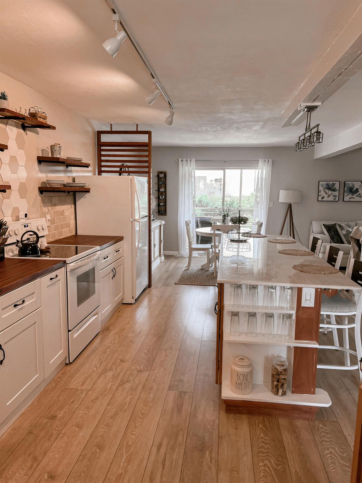 LAKE CLARKE GARDENS CONDO - Residential