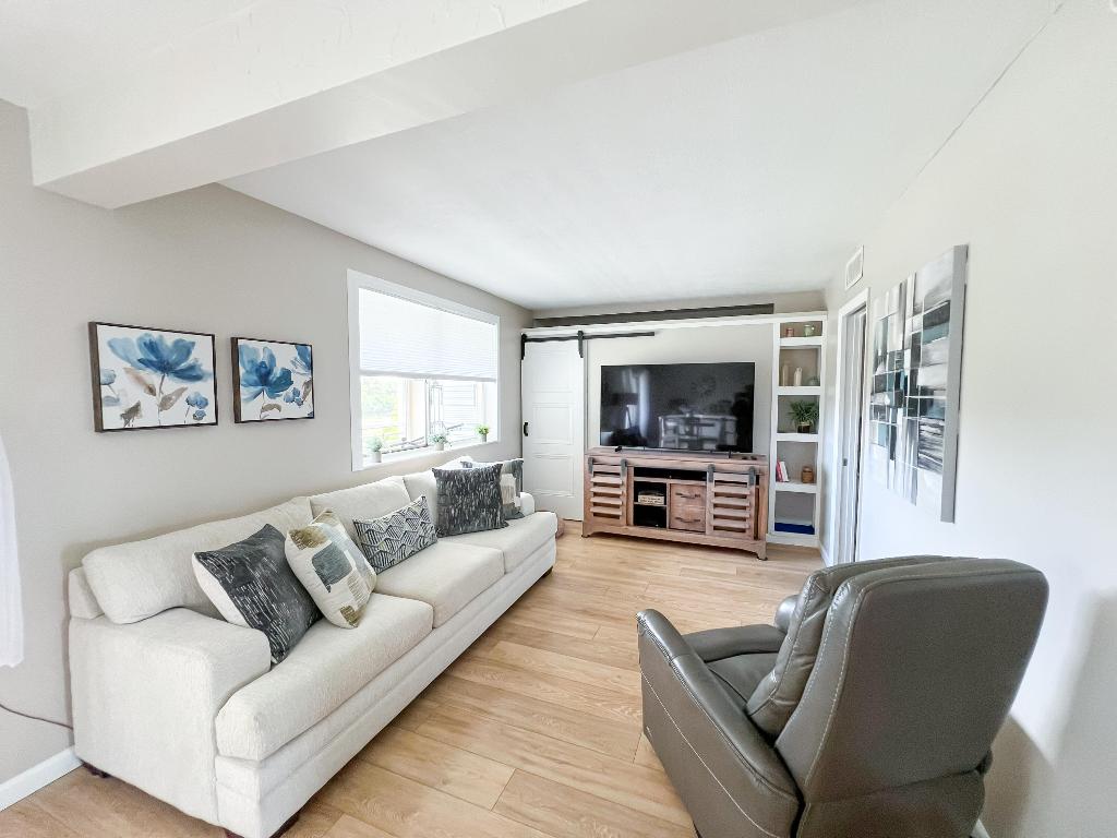 LAKE CLARKE GARDENS CONDO 16 - Residential