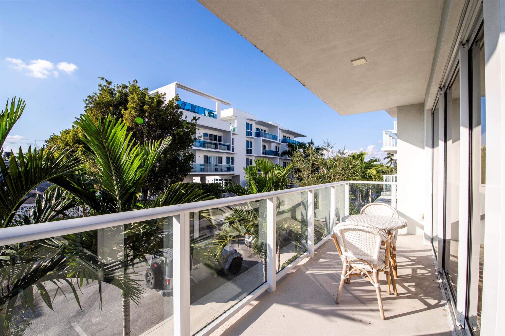 Alora Luxury Condo - Residential