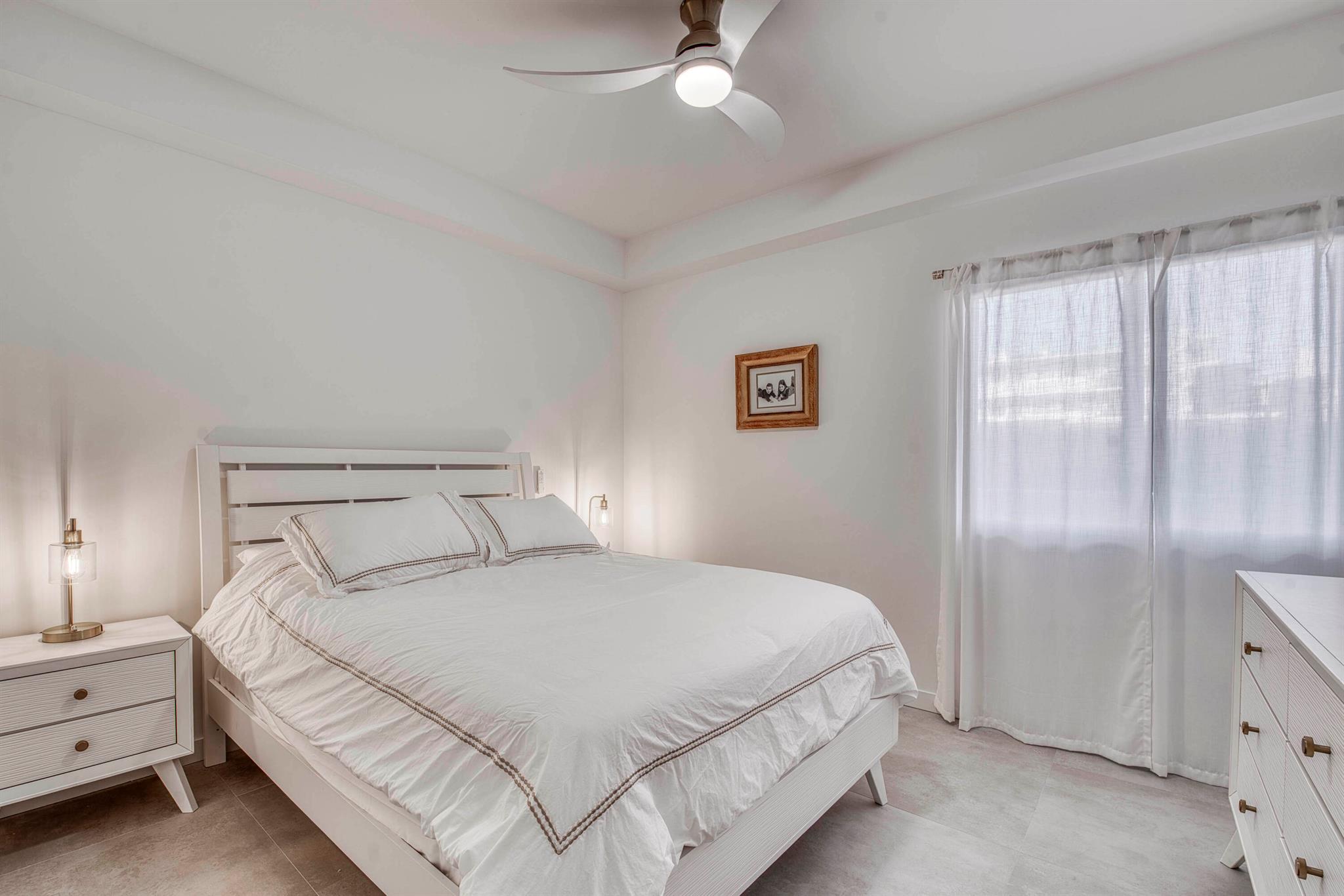 Alora Luxury Condo - Residential