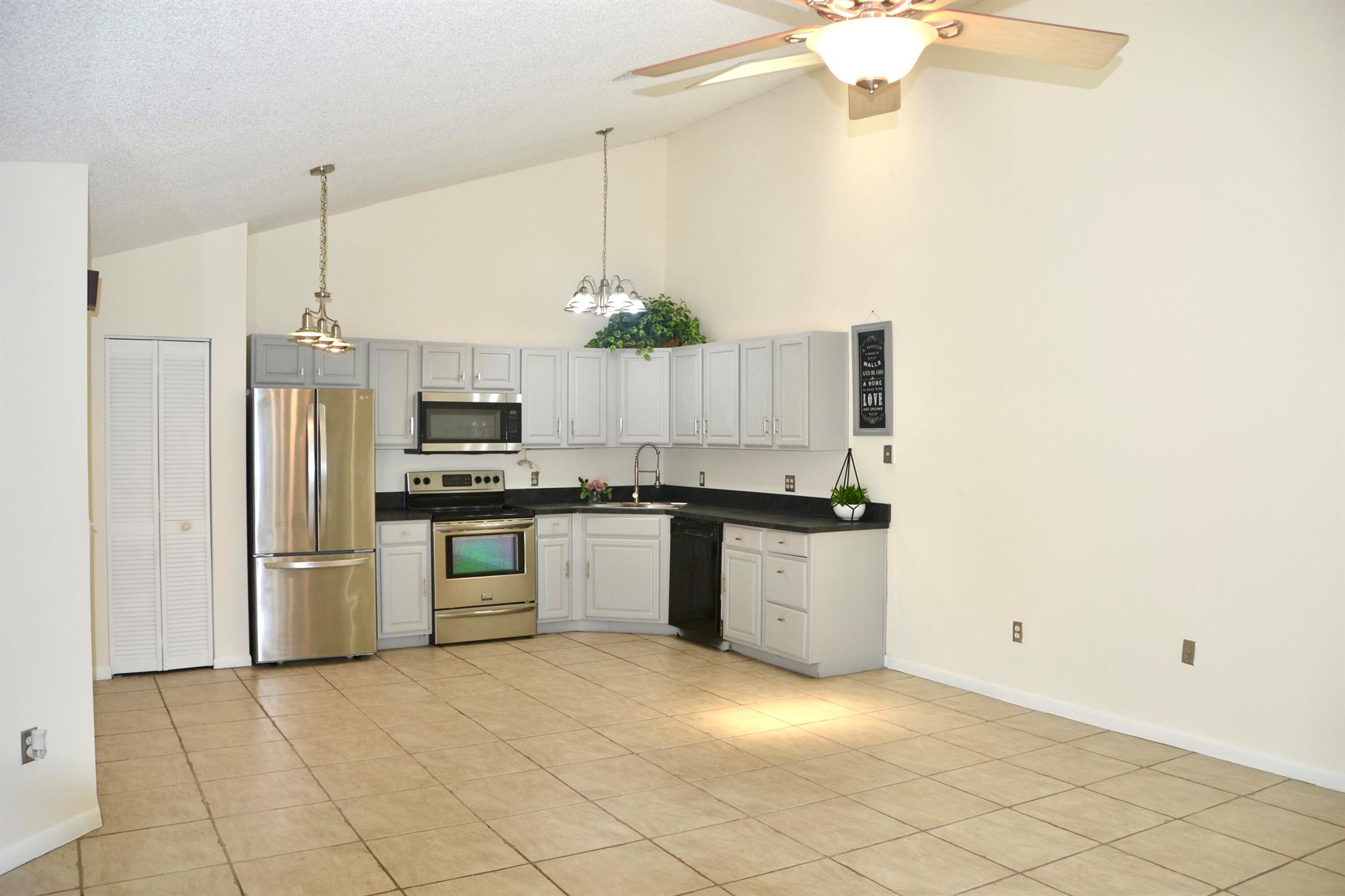 5933 Golden Eagle Circle