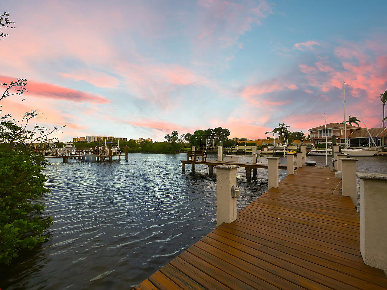 HARBOUR ISLES - Residential