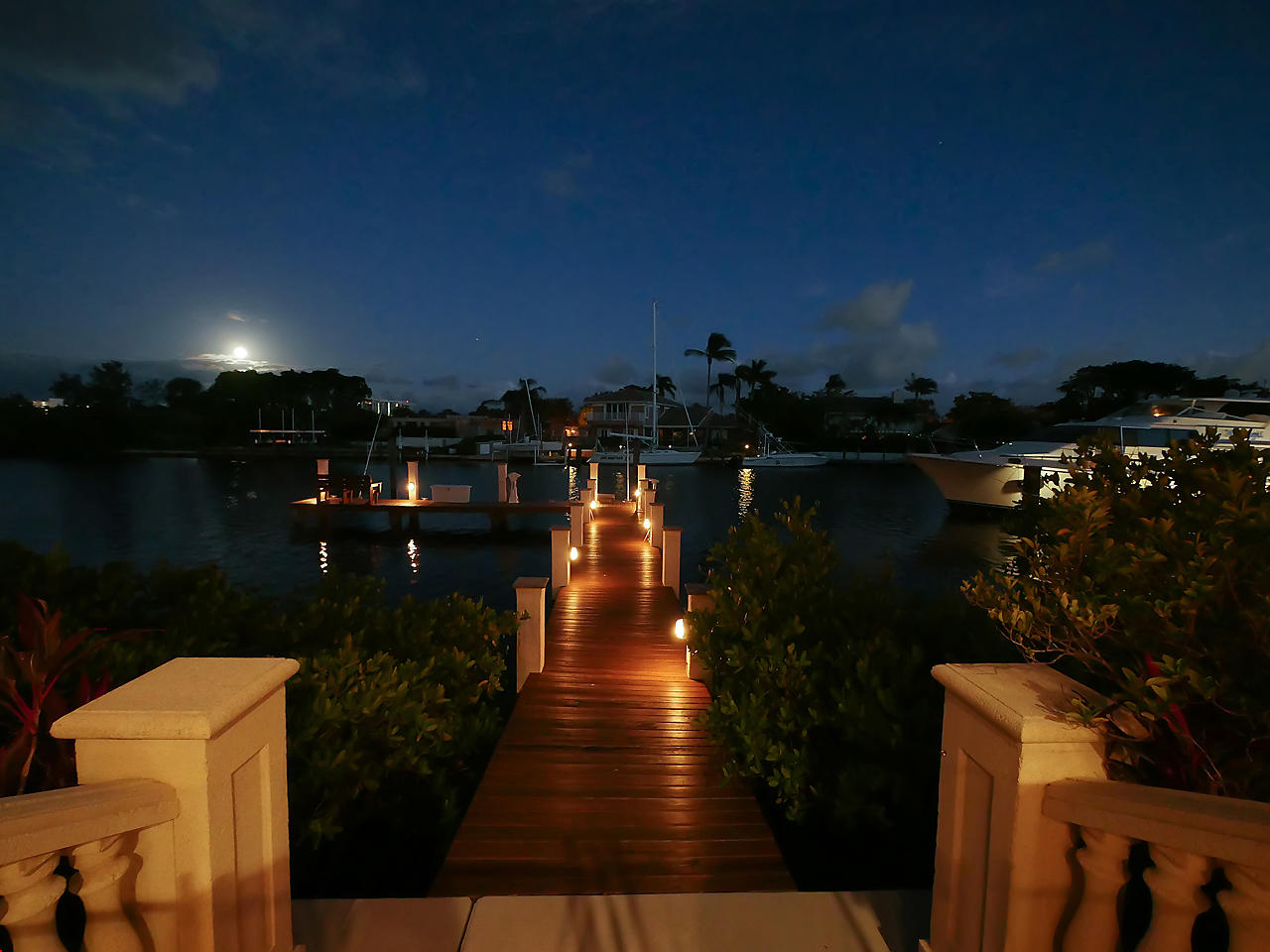 HARBOUR ISLES - Residential