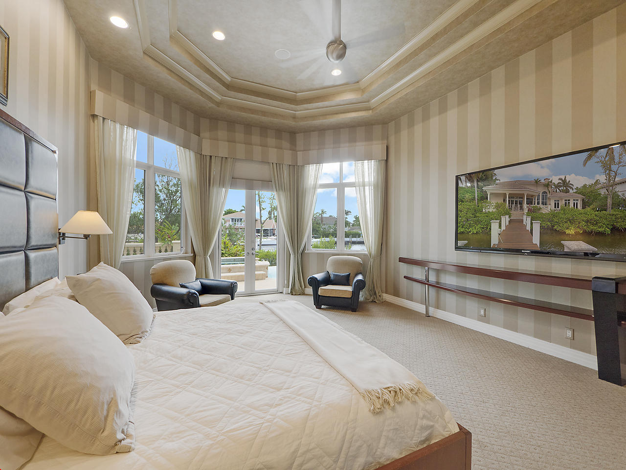 HARBOUR ISLES - Residential