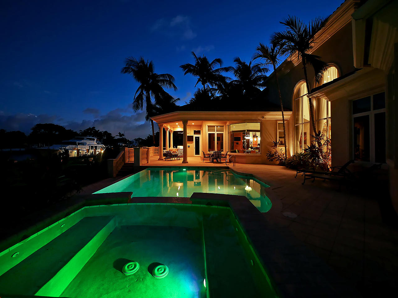 HARBOUR ISLES - Residential