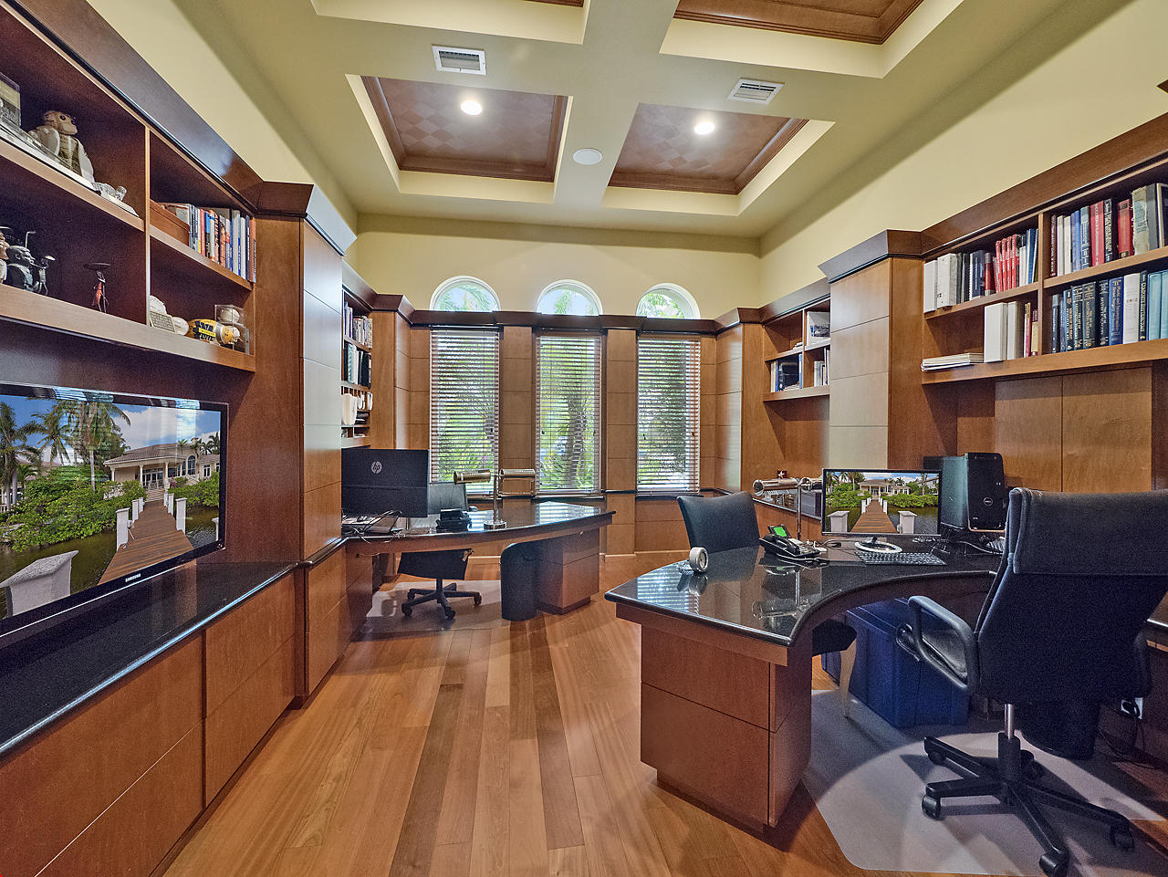 HARBOUR ISLES - Residential