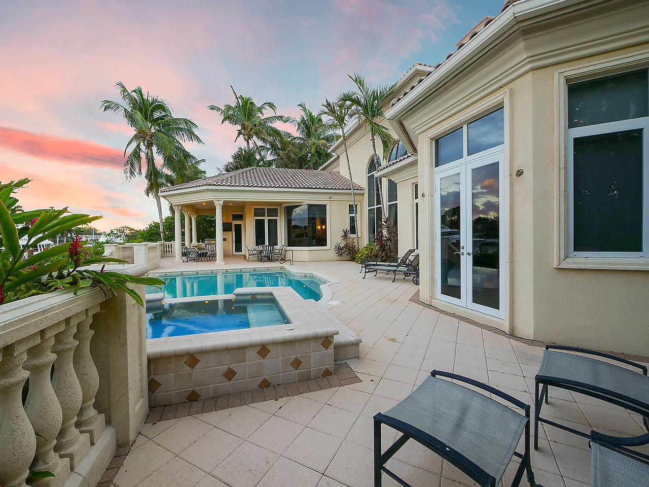 HARBOUR ISLES - Residential