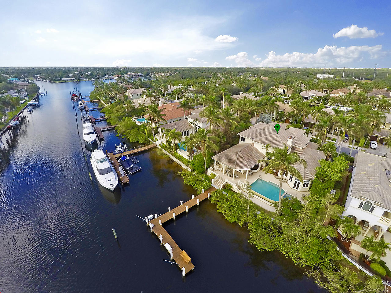 HARBOUR ISLES - Residential