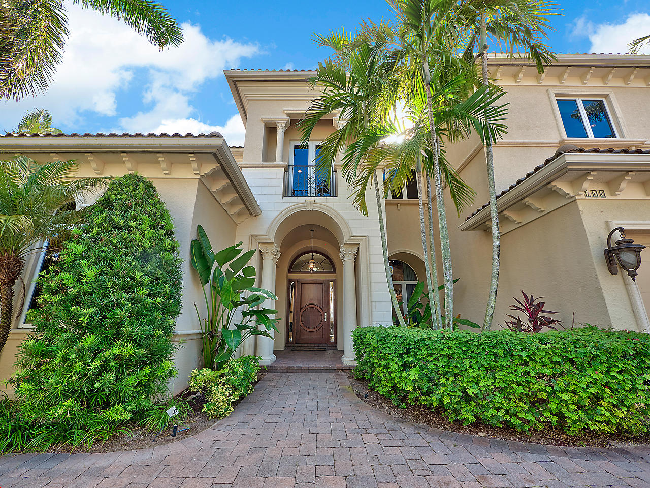 HARBOUR ISLES - Residential