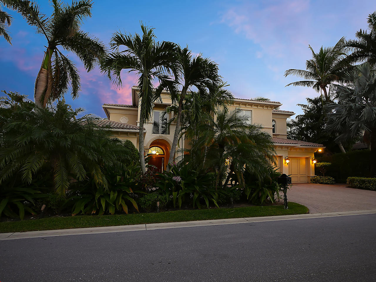 HARBOUR ISLES - Residential