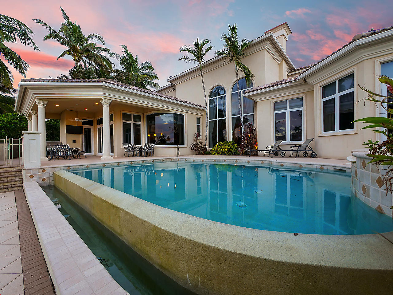 HARBOUR ISLES - Residential