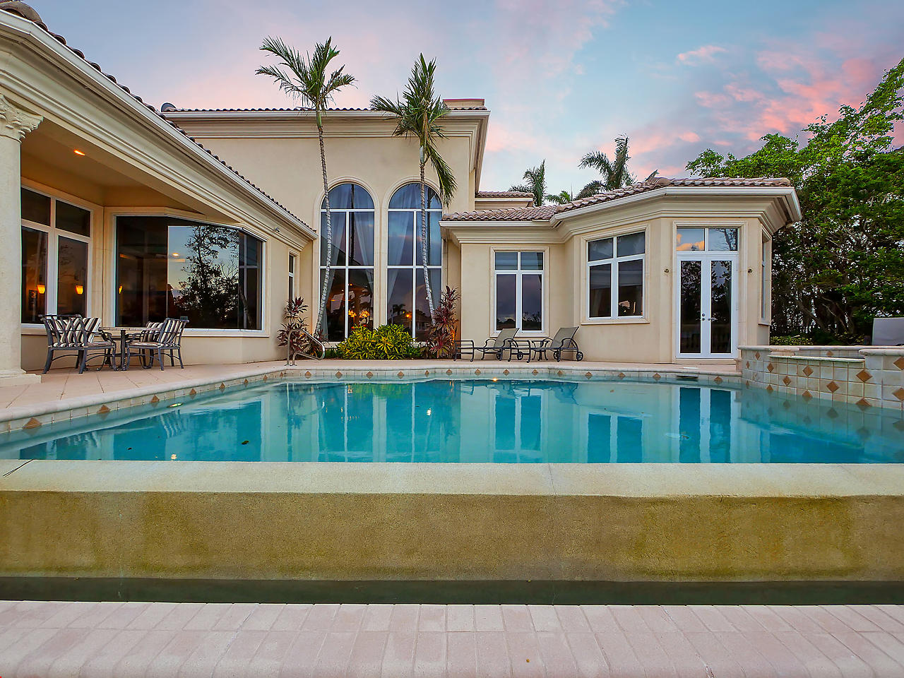 HARBOUR ISLES - Residential