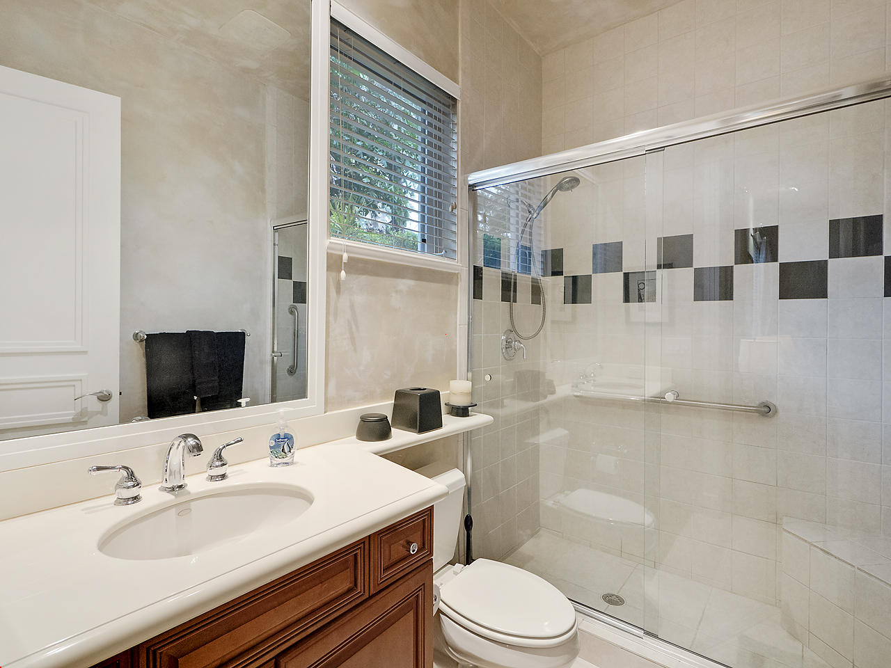 HARBOUR ISLES - Residential