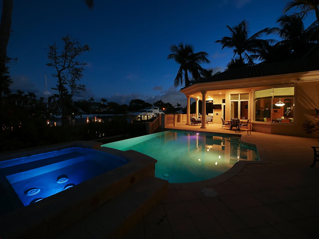 HARBOUR ISLES - Residential