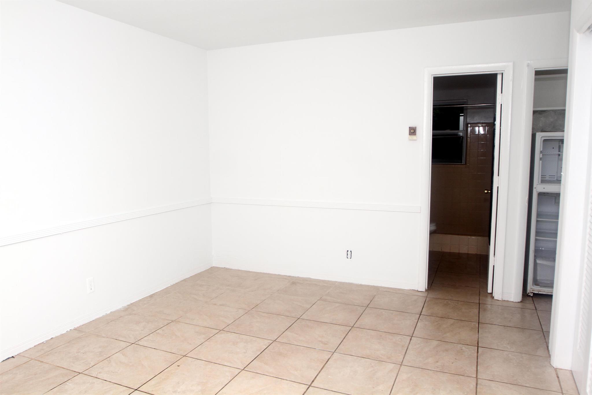 DEERFIELD BEACH - Residential Lease