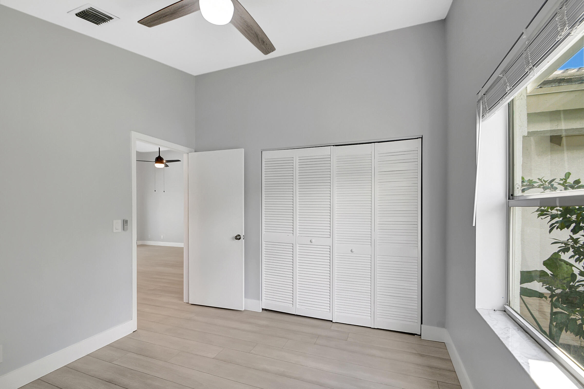 WINDYCREEK - Residential Lease