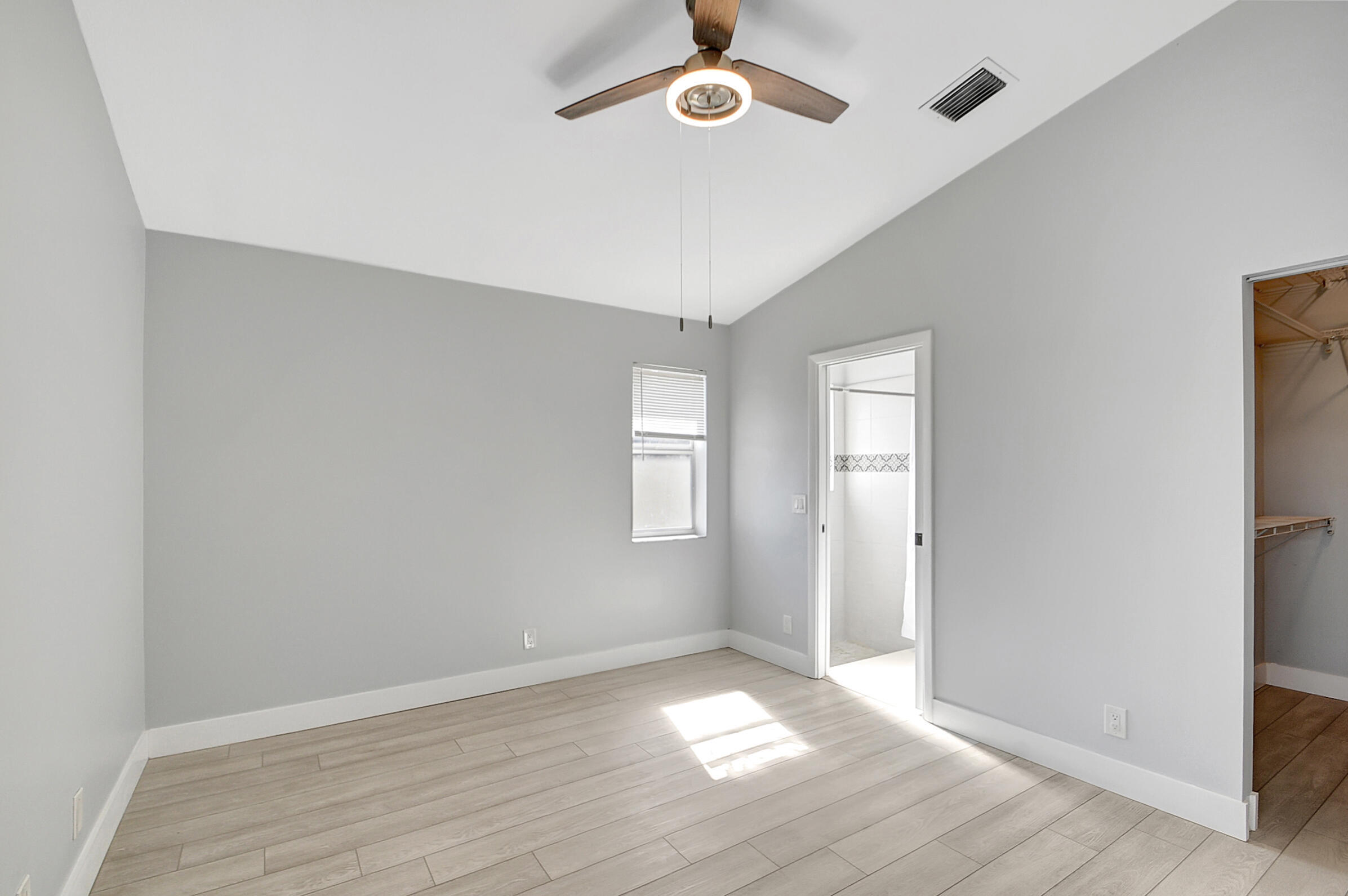WINDYCREEK - Residential Lease