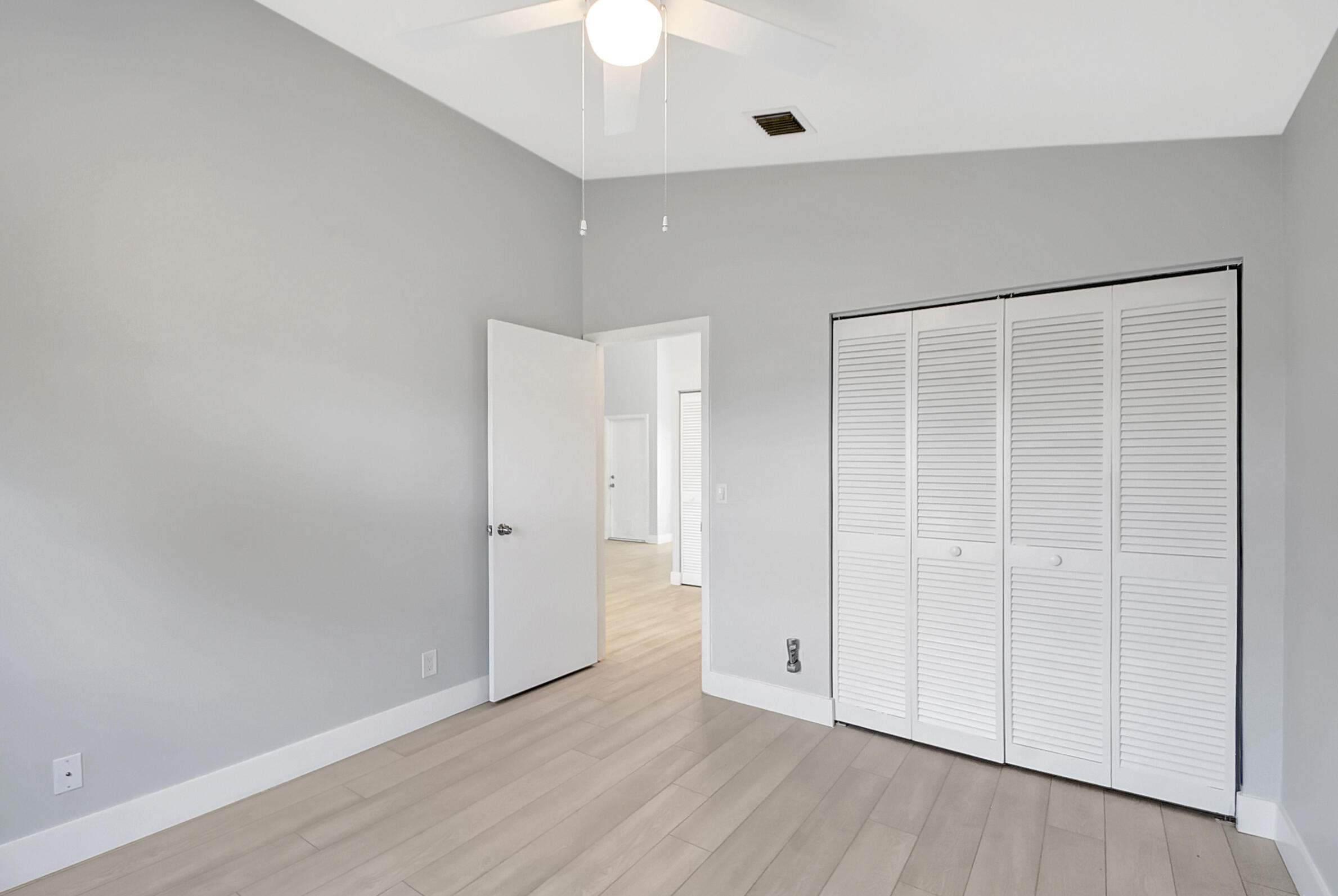 WINDYCREEK - Residential Lease