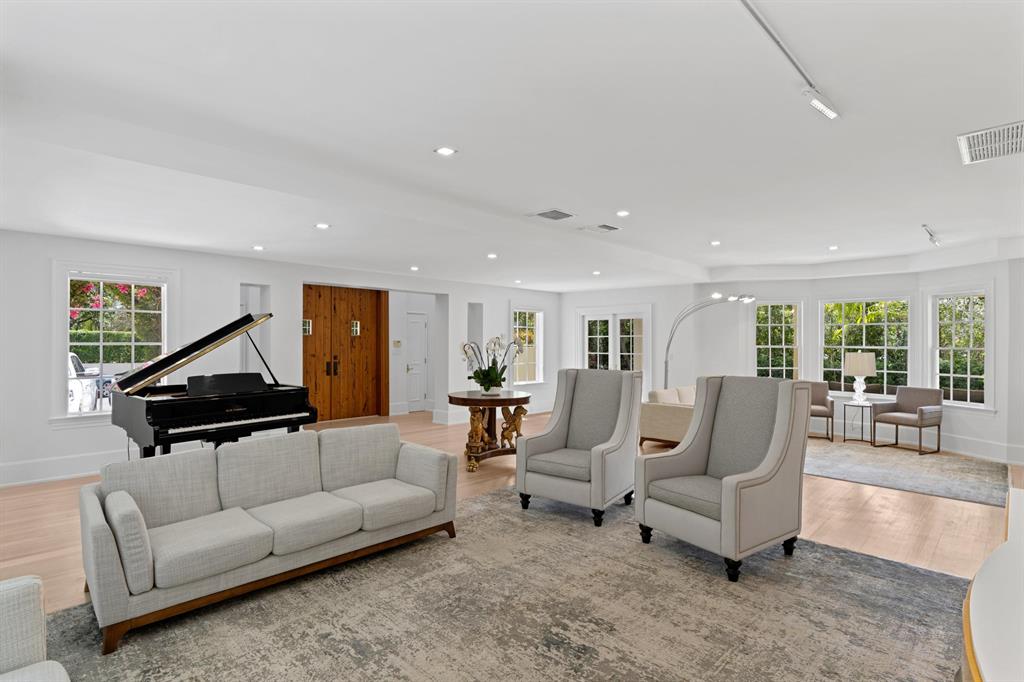 PRIMAVERA ESTATES (OCEAN - Residential