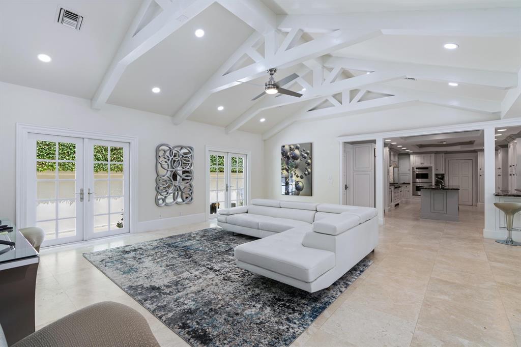 PRIMAVERA ESTATES (OCEAN - Residential