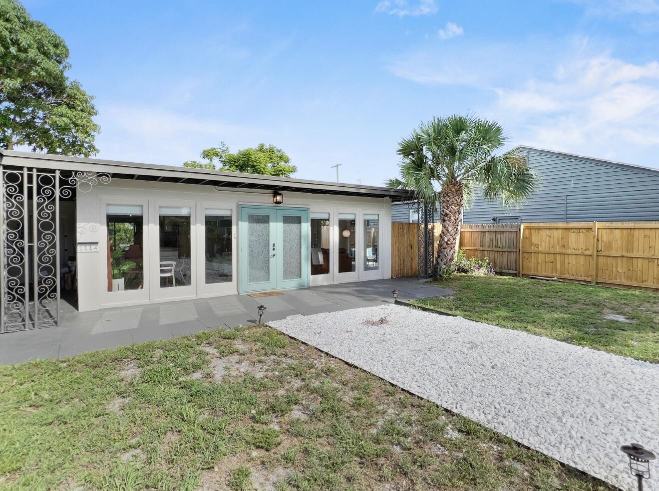 Town of Lake Worth - Residential