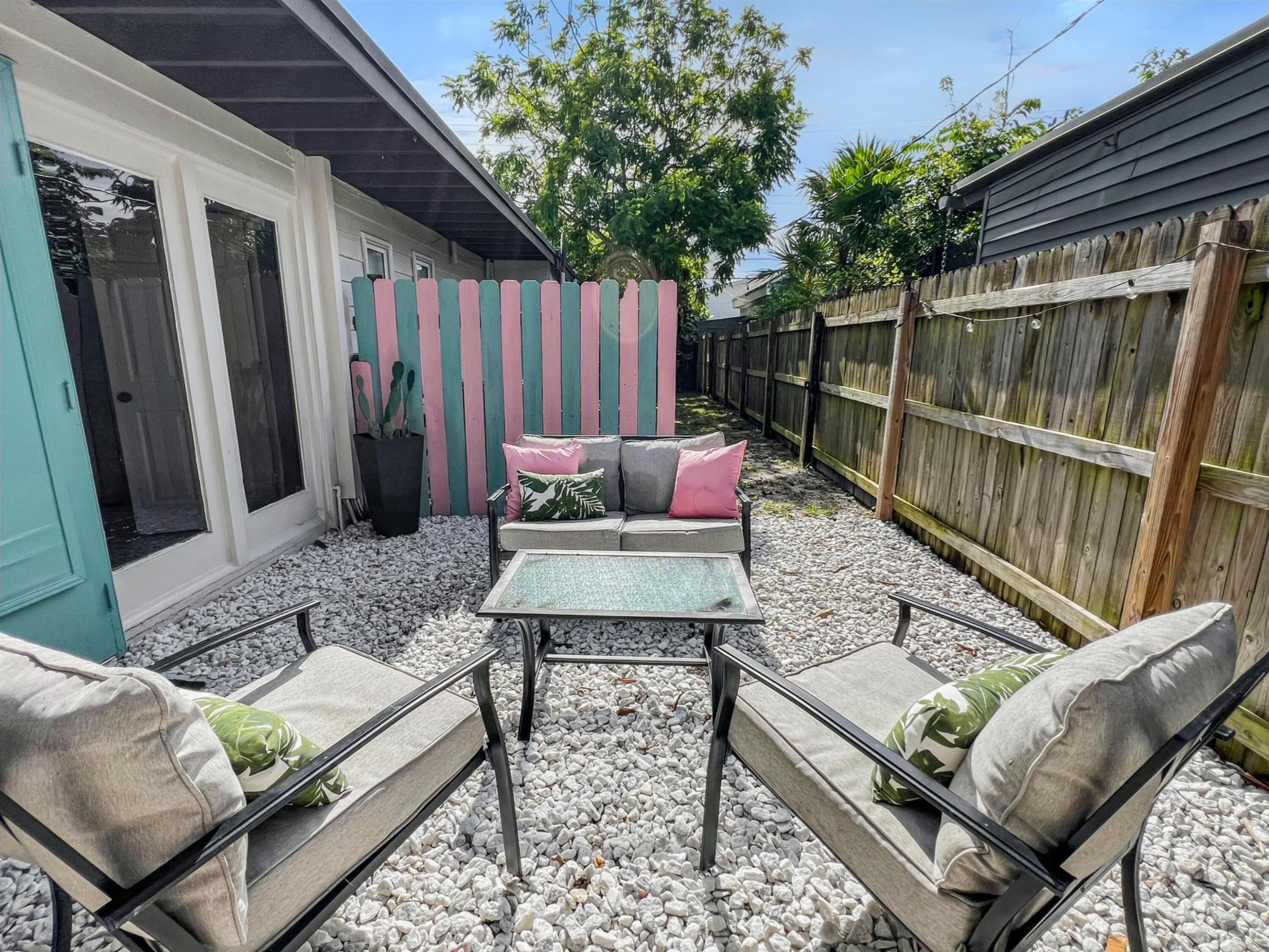 Town of Lake Worth - Residential