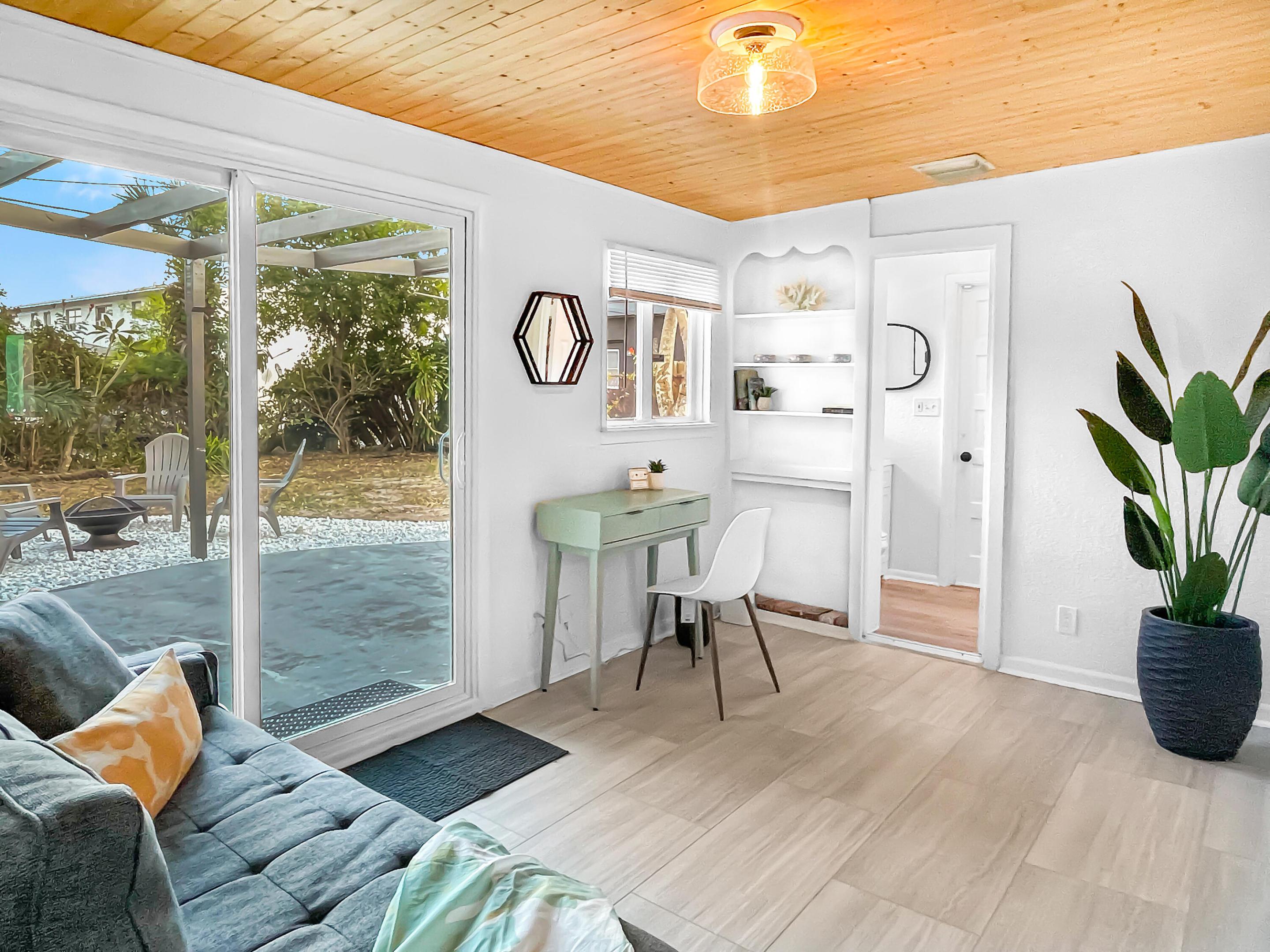 Town of Lake Worth - Residential