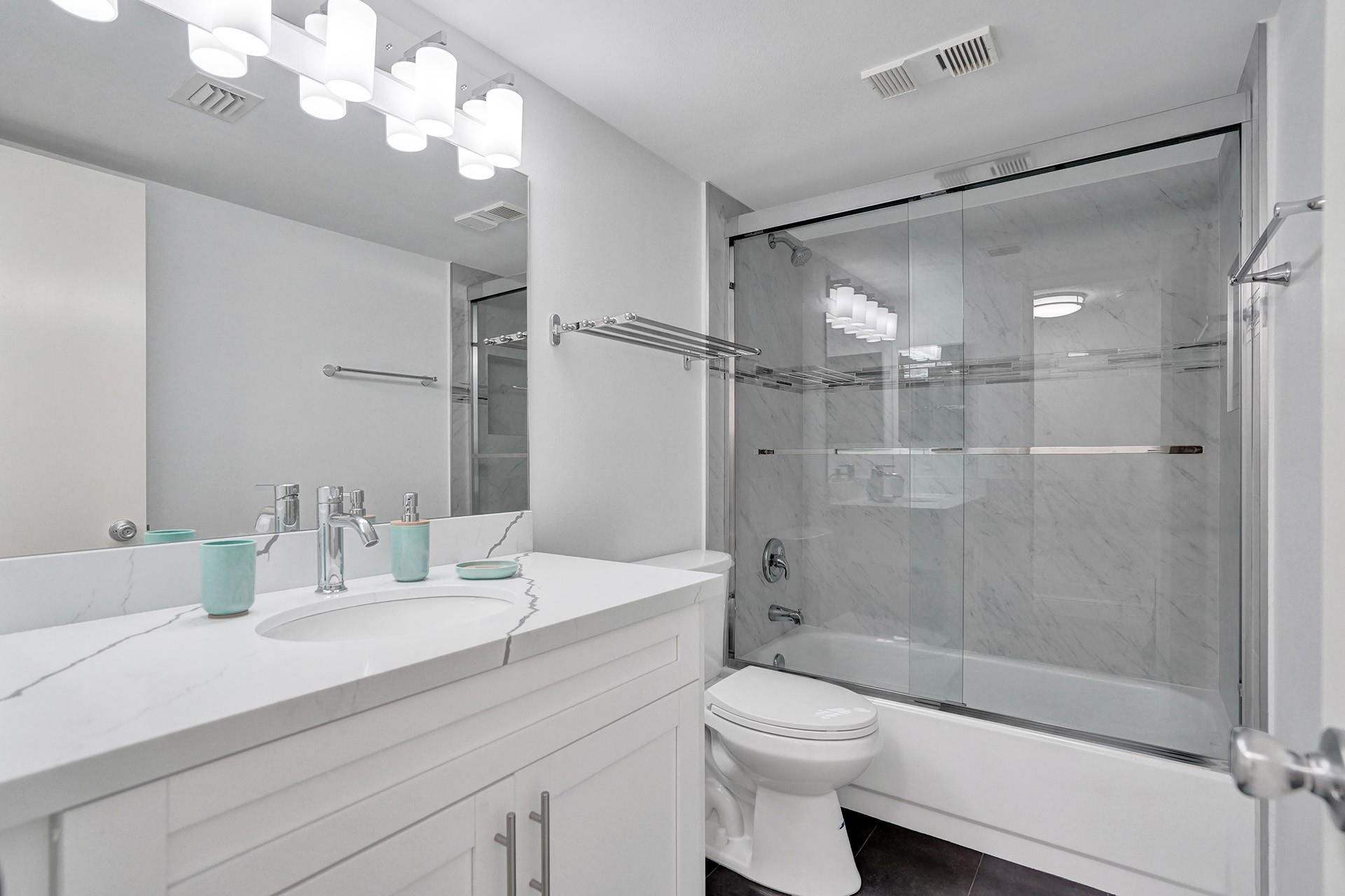 LAVERS DELRAY RACQUET CLU - Residential Lease