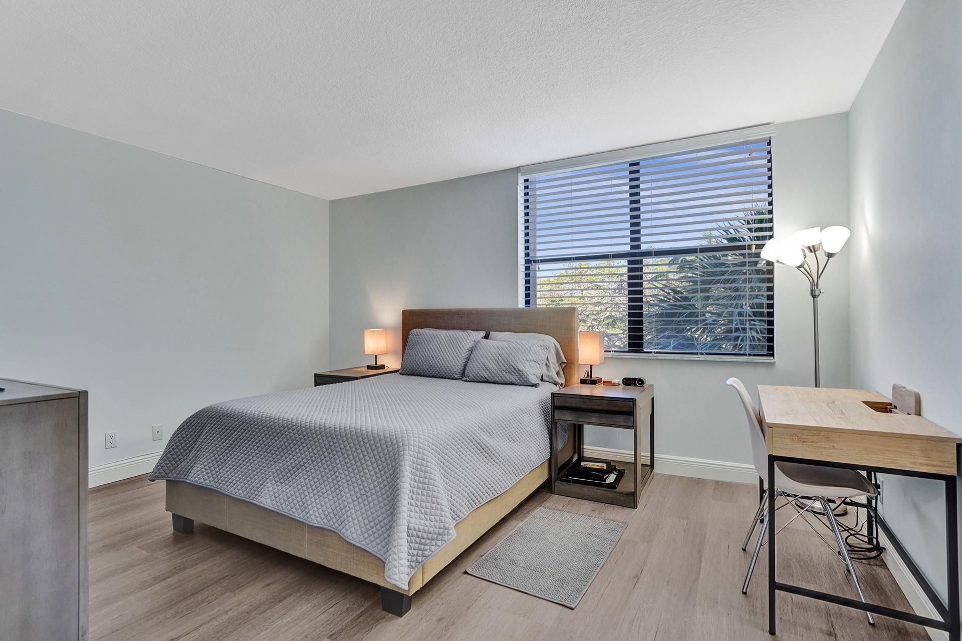 LAVERS DELRAY RACQUET CLU - Residential Lease