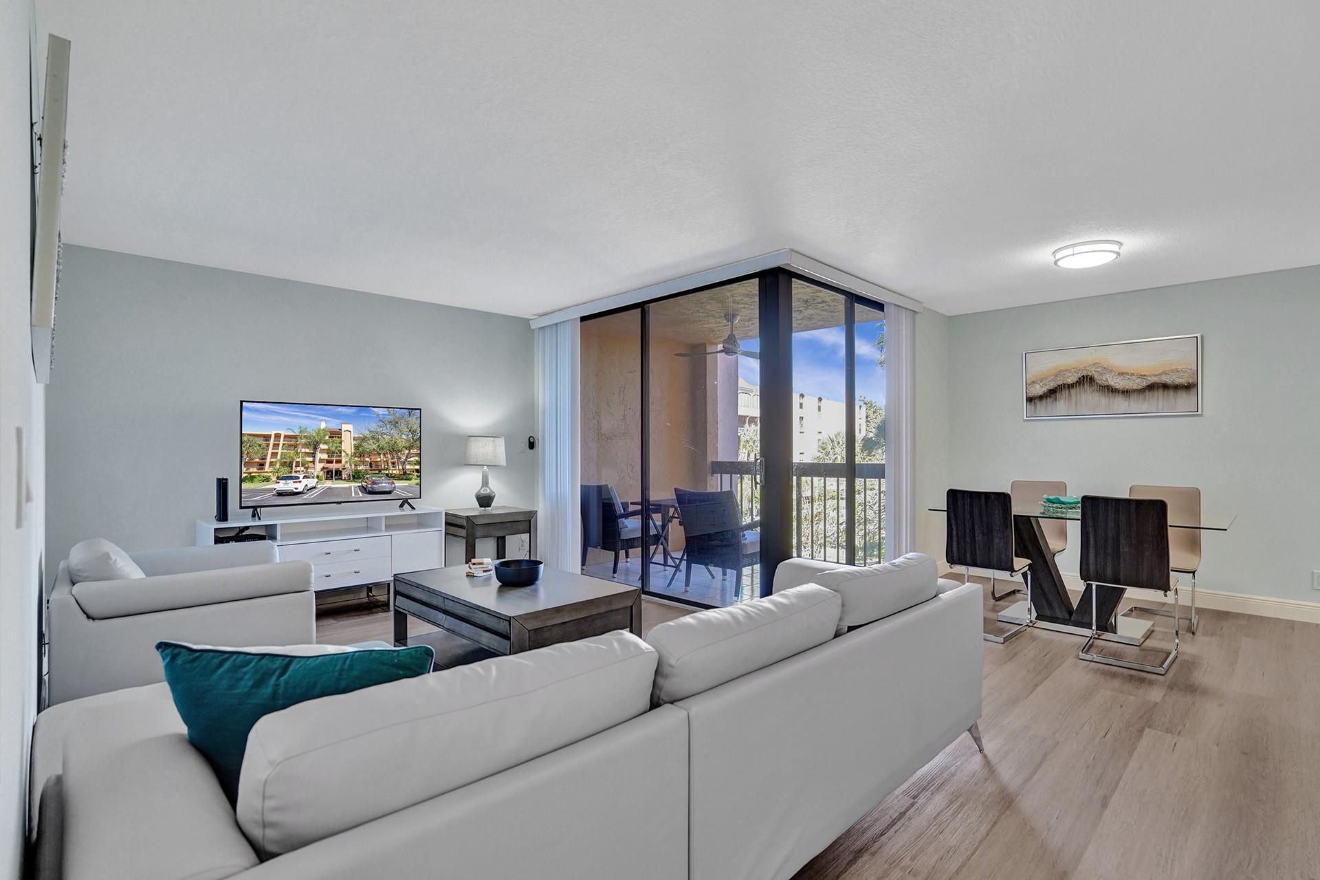 LAVERS DELRAY RACQUET CLU - Residential Lease