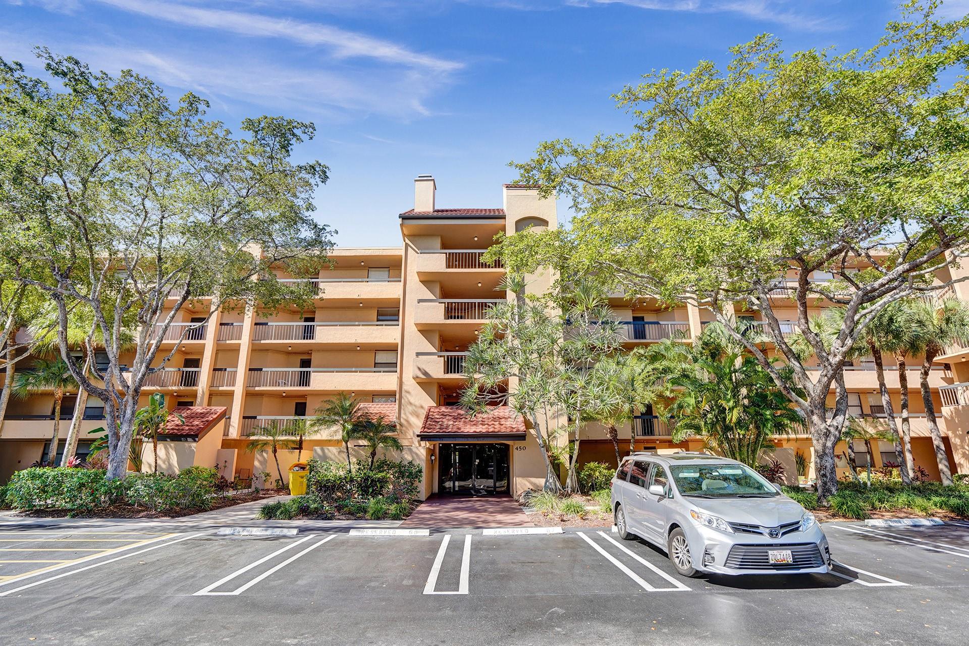 LAVERS DELRAY RACQUET CLU - Residential Lease