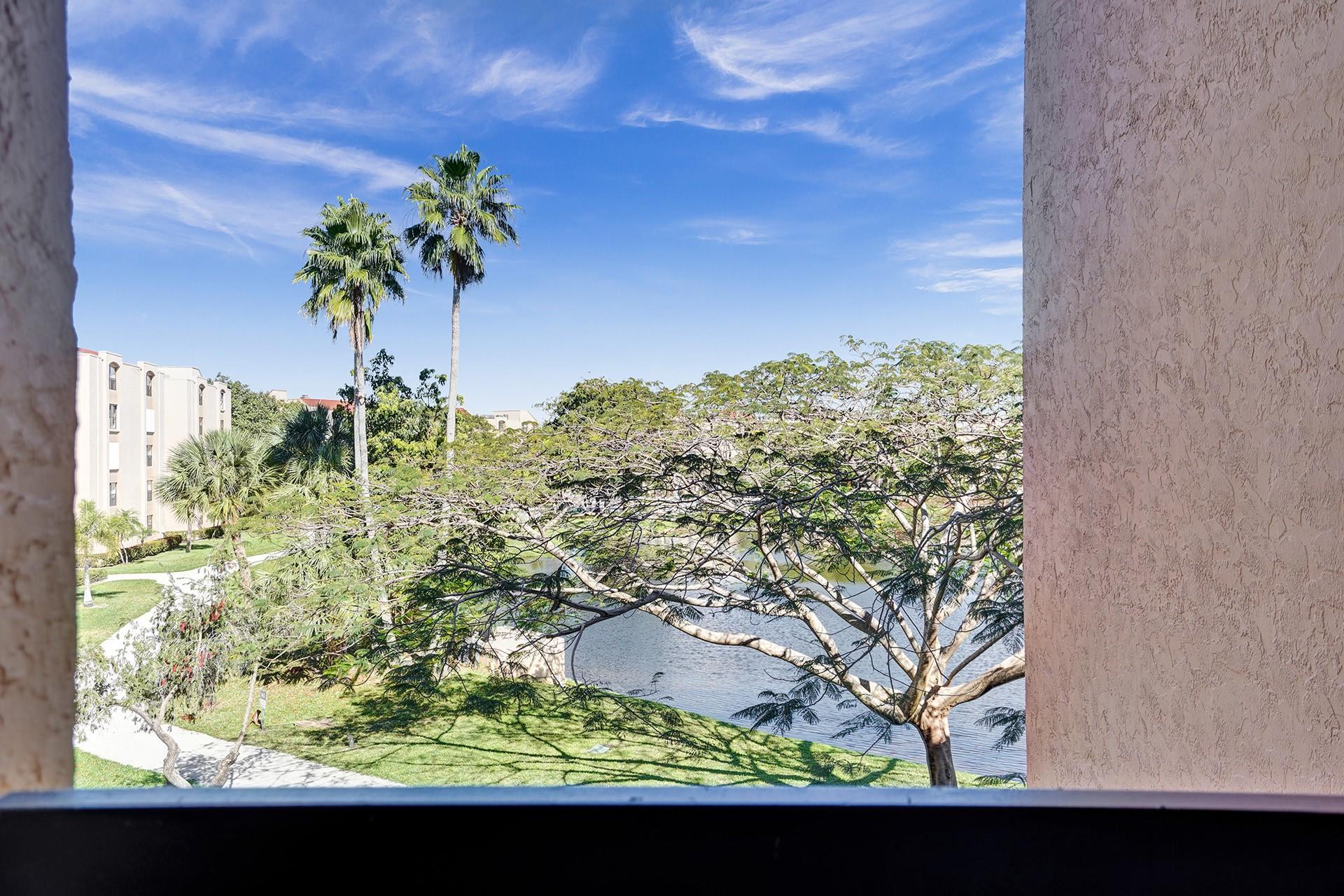 LAVERS DELRAY RACQUET CLU - Residential Lease