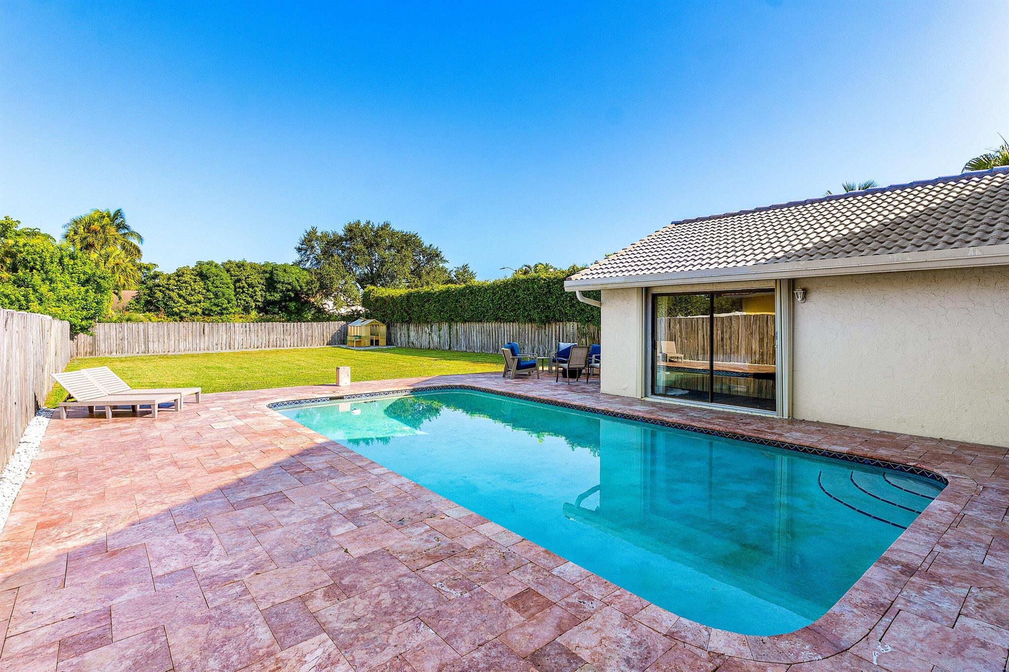 SILVER WOODS PH II - Residential