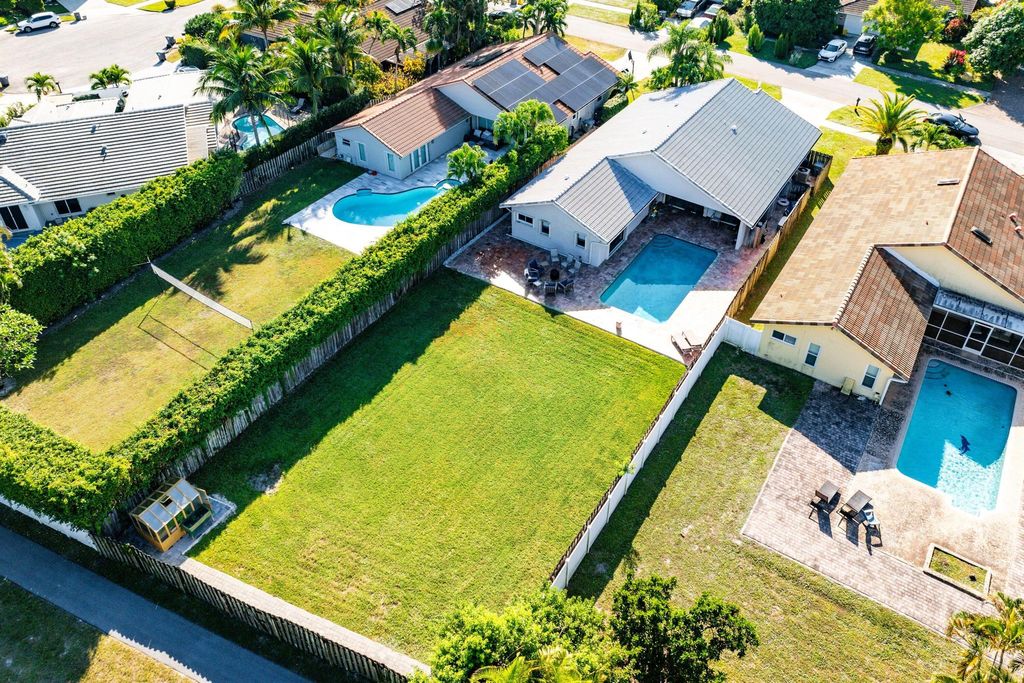 Photo of 7483 Silver Woods Court, Boca Raton, FL 33433 (MLS # R11143033)