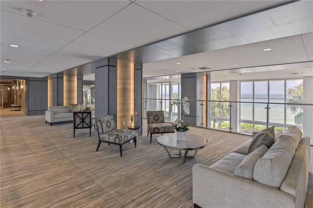 Point of Americas II - Residential