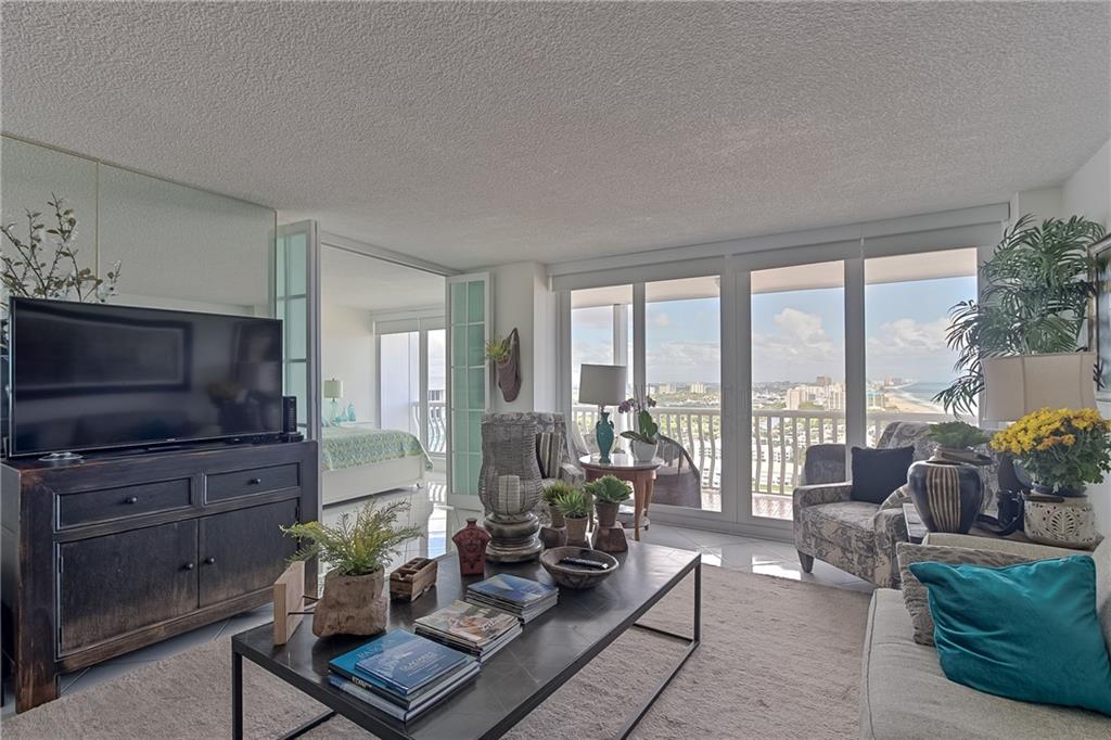 Point of Americas II - Residential