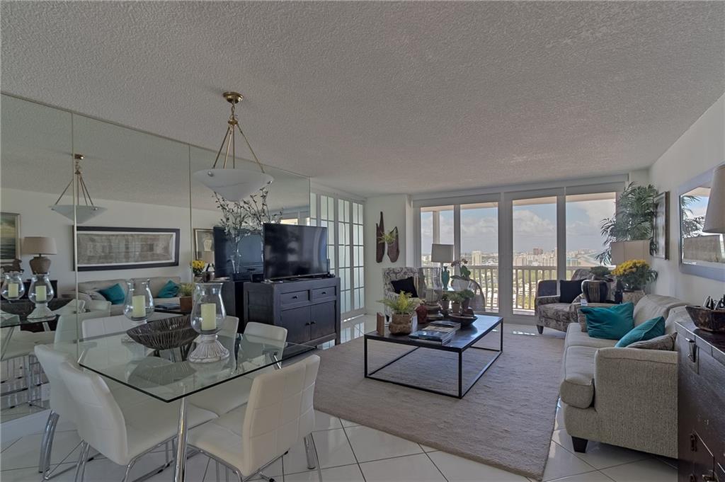 Point of Americas II - Residential