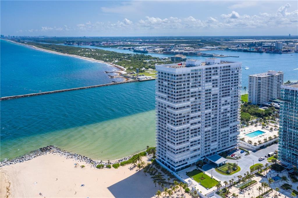 Point of Americas II - Residential