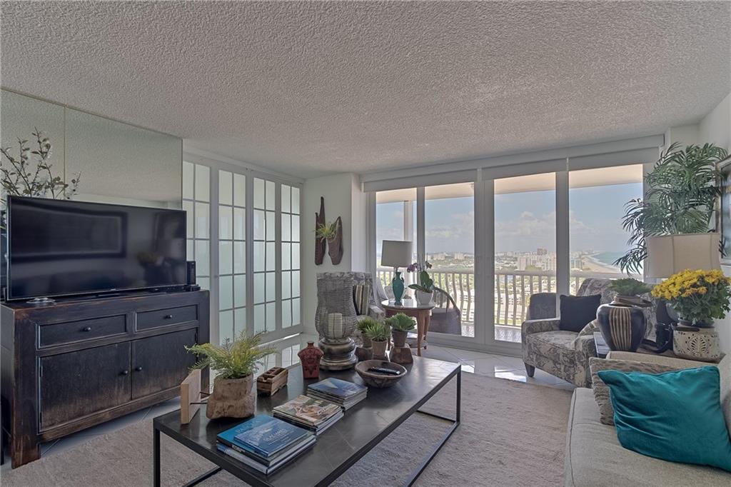 Point of Americas II - Residential