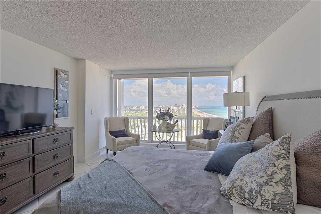 Point of Americas II - Residential