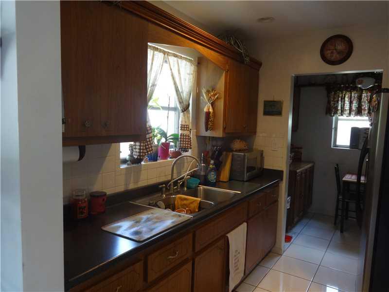 POMPANO ESTATE - Residential