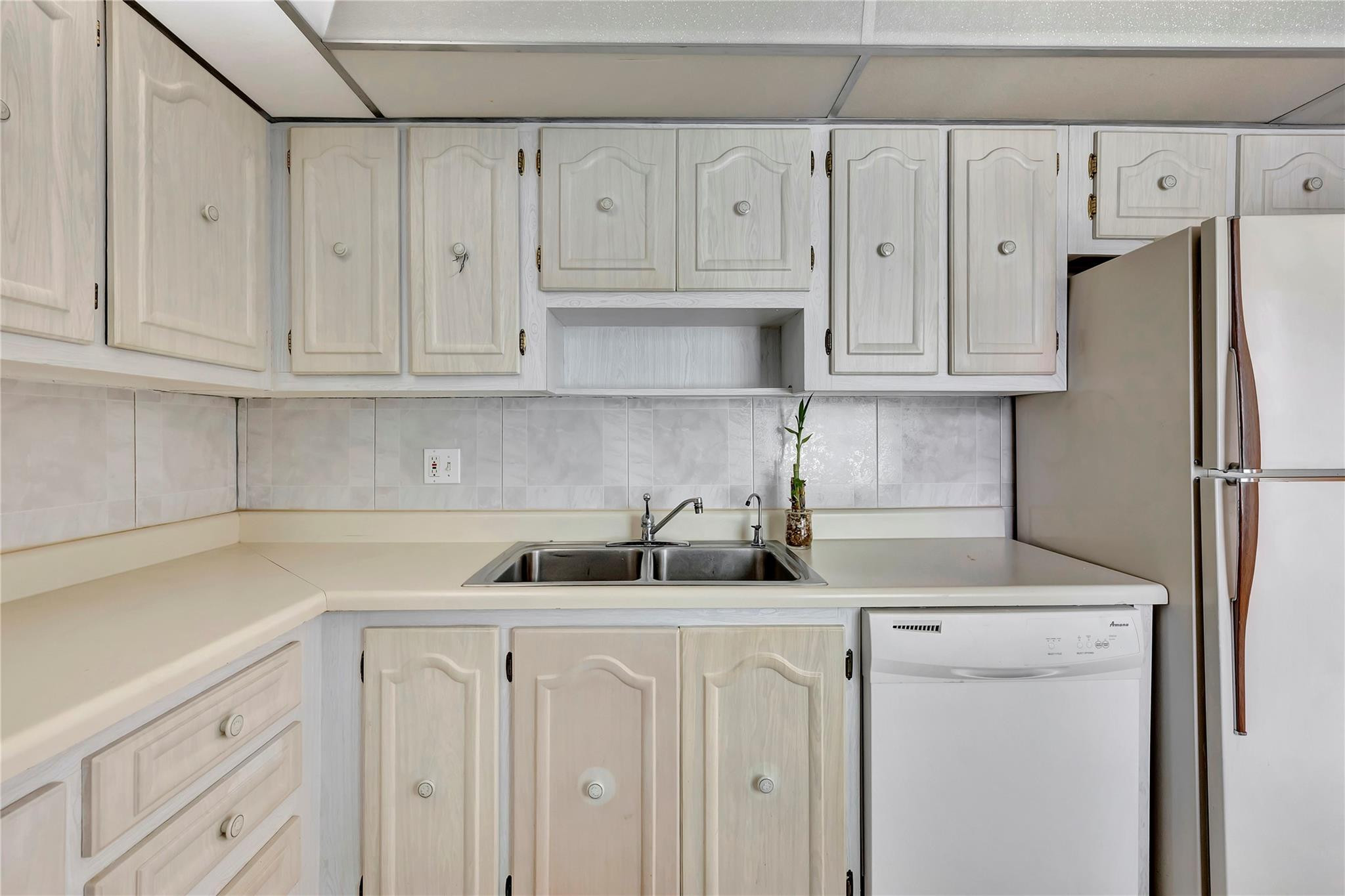 Emerald condo - Residential