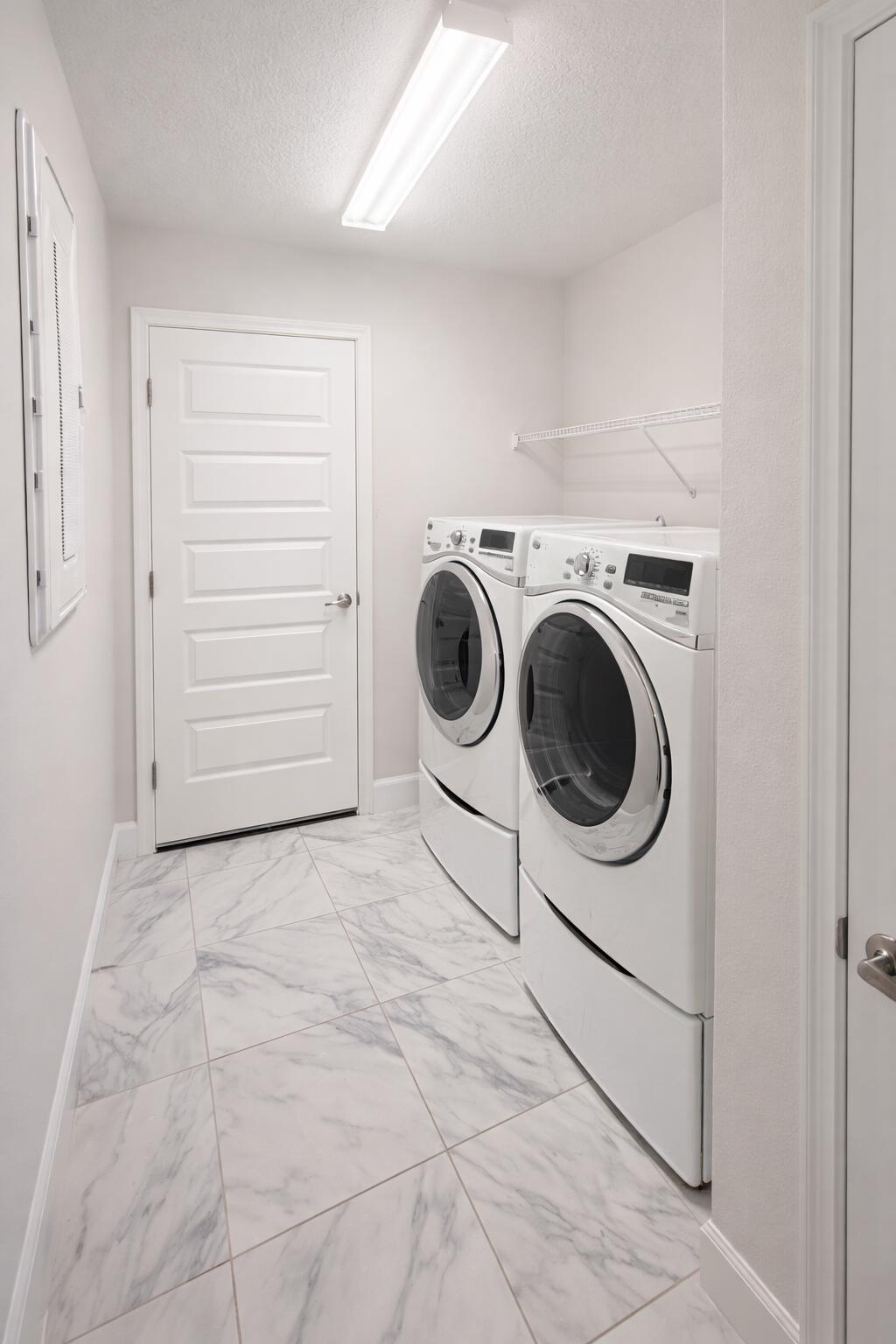 WATERSTONE PHASE THREE - Residential