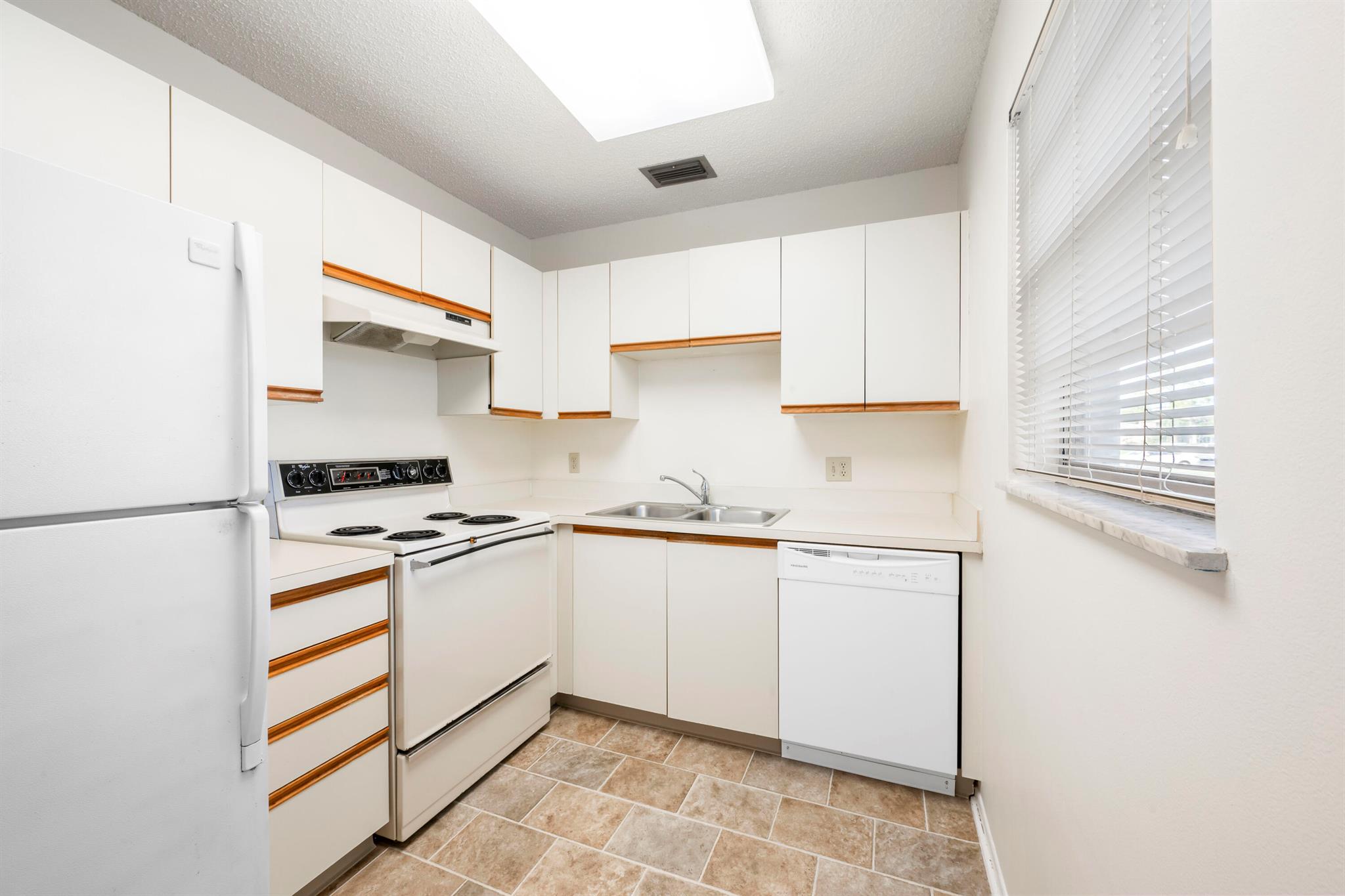 13 Lake Vista Trail 105