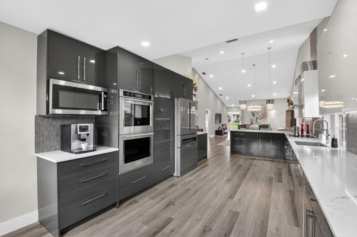 Emerald Pointe - Residential