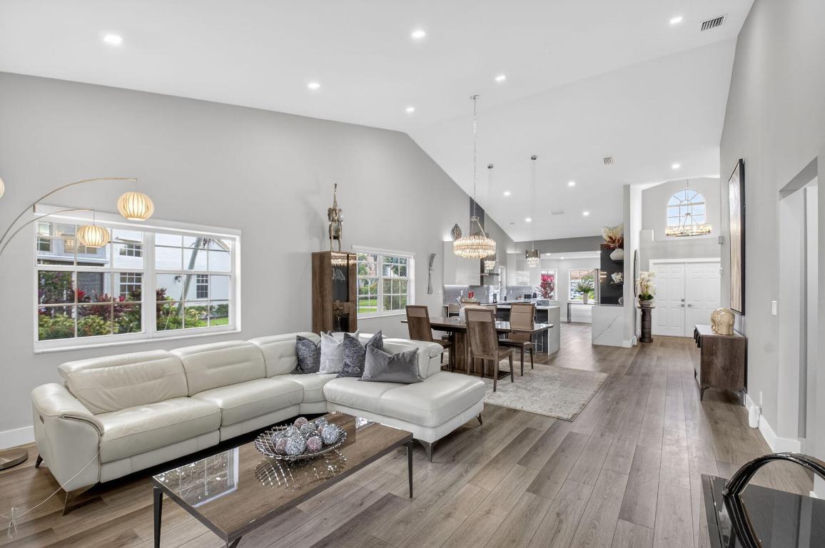 Emerald Pointe - Residential