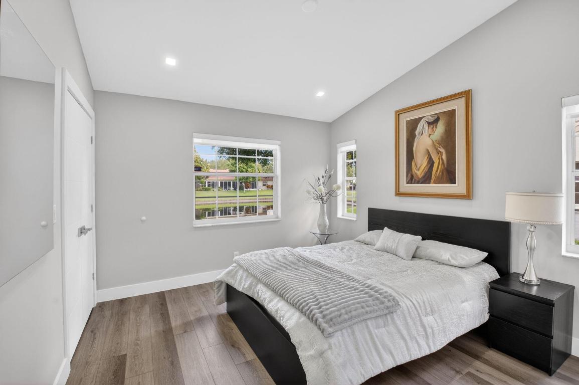 Emerald Pointe - Residential