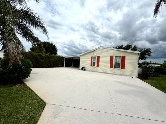 7654 Red Crossbill Court
