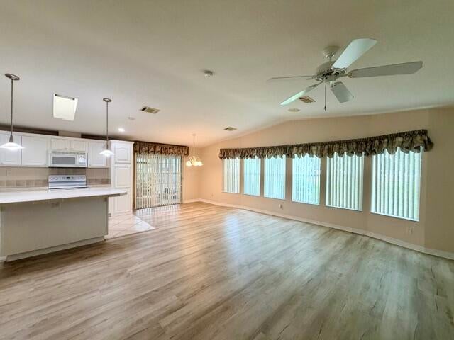 7654 Red Crossbill Court